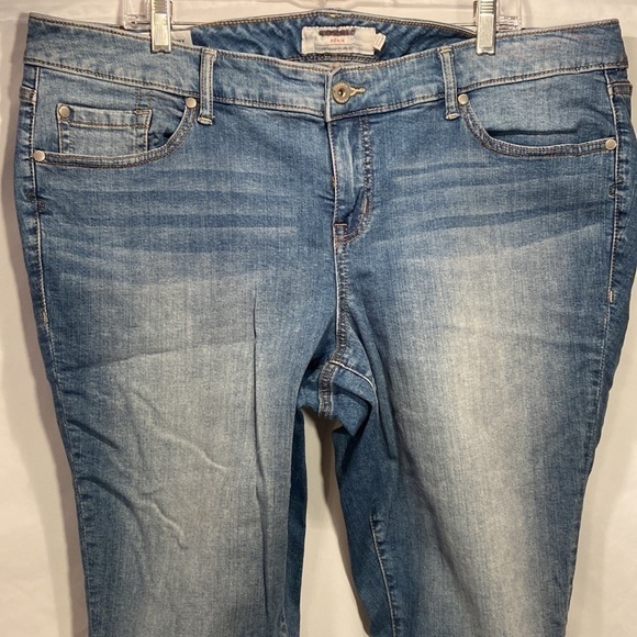 Torrid Ankle Skinny Jeans, 5 Pockets, Size 20 R - Picture 3 of 8